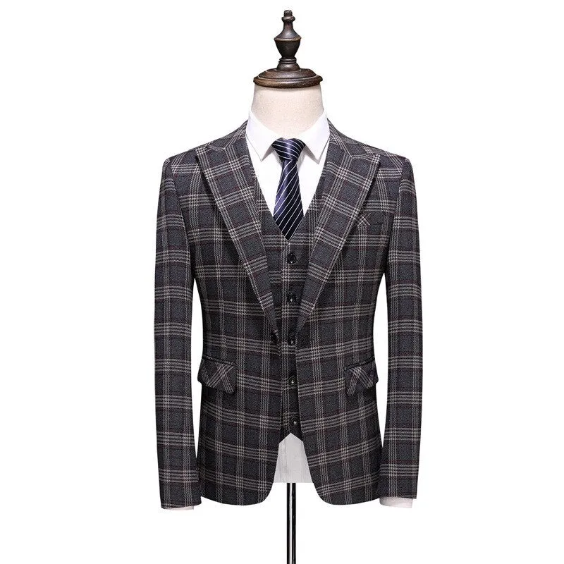 A New Large Suit Men's Wedding Dress Suit