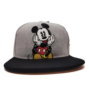 Concept One Gorra Gris Con Negro Ajustable Mickey Sentado Mickey Mouse And Friends