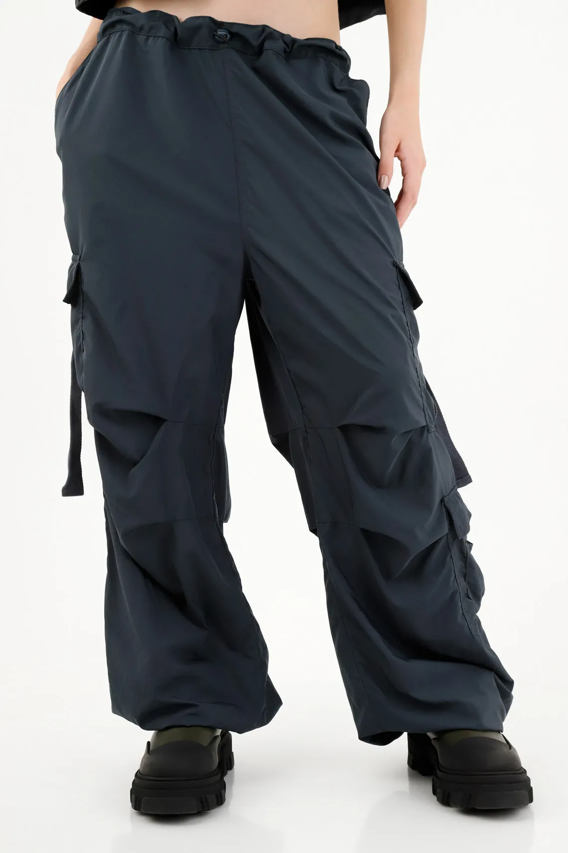 Pantalón Parachute gris para mujer