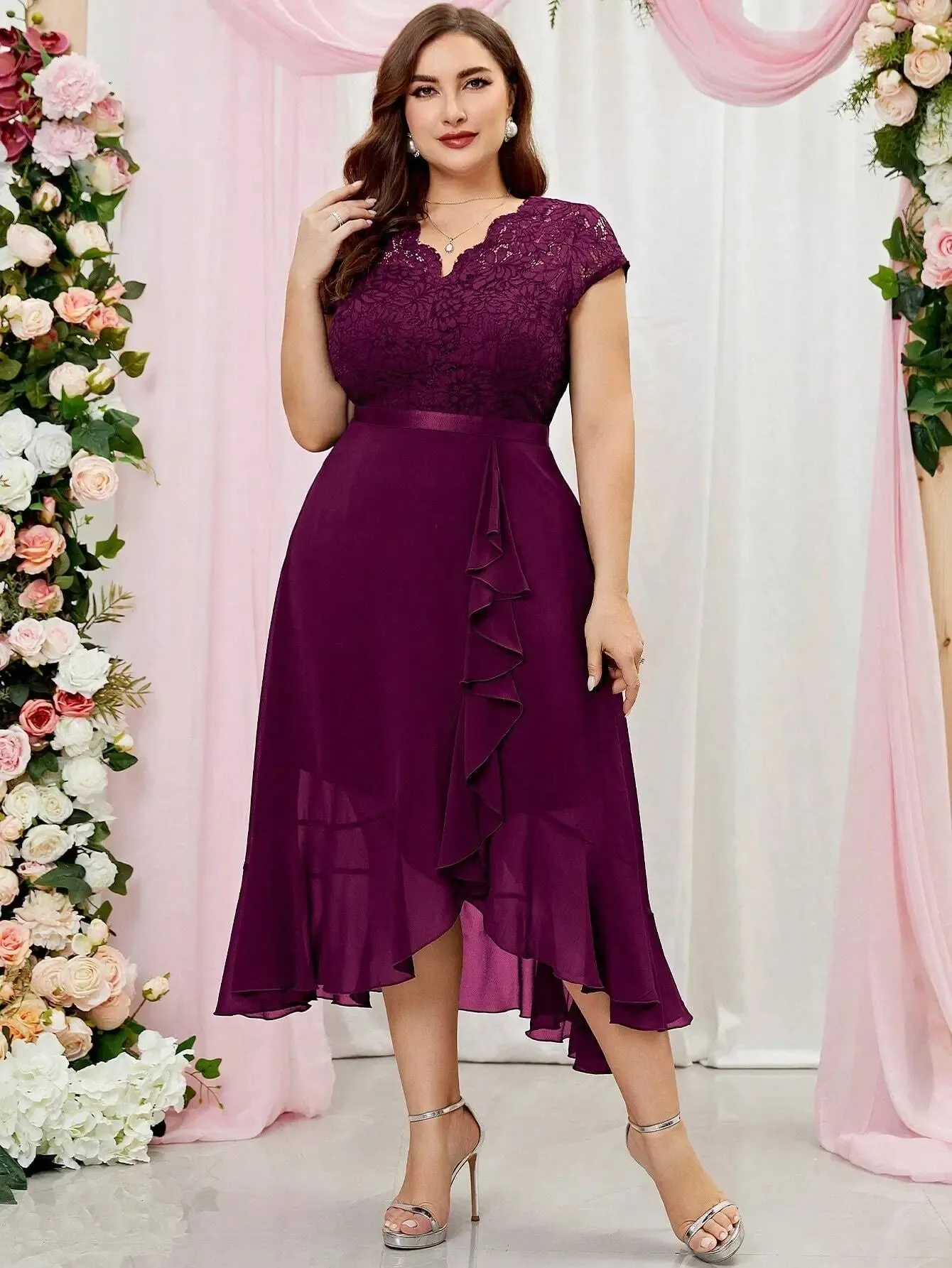 Vestido Longo de Festa Com  Decote V PLus Size - Esther