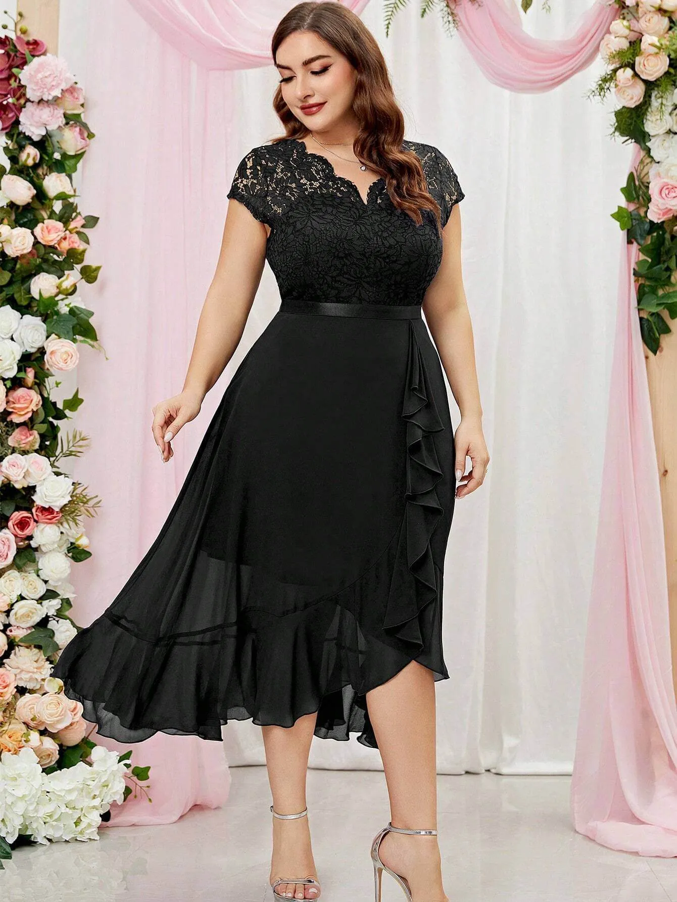 Vestido Longo de Festa Com  Decote V PLus Size - Esther